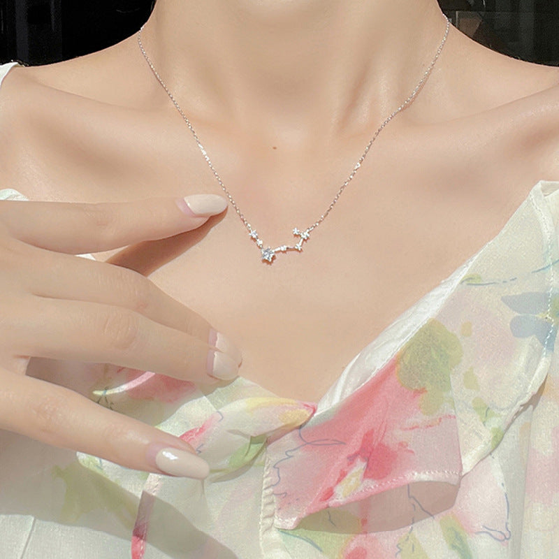 Colliers en chaîne de clavicule sauvage de tempérament féminin de grande ourse en argent sterling