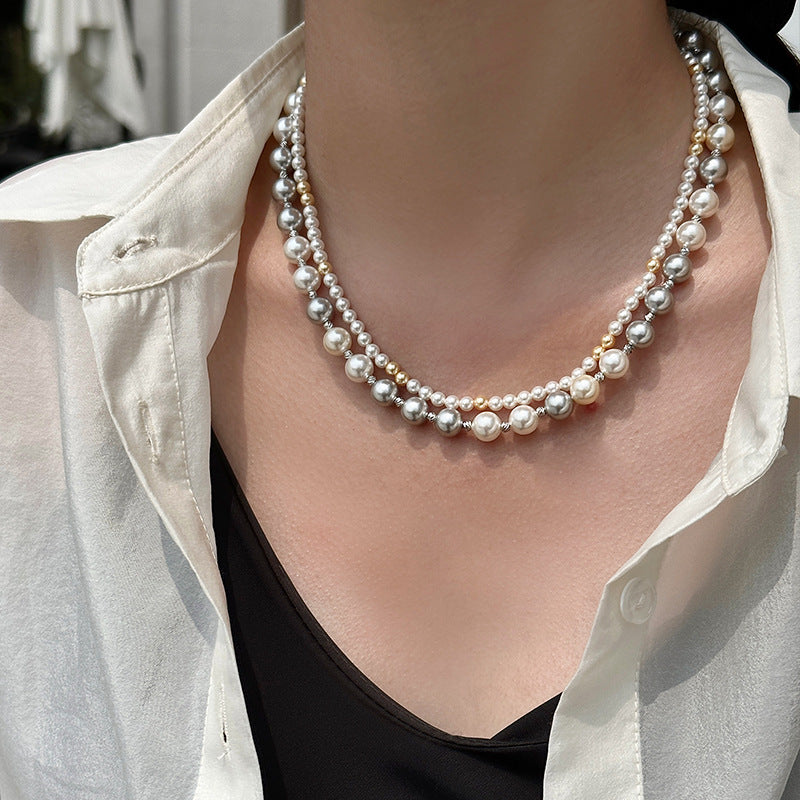 Style des femmes pour les colliers de couleurs mélangées avancés de luxe léger avec perles