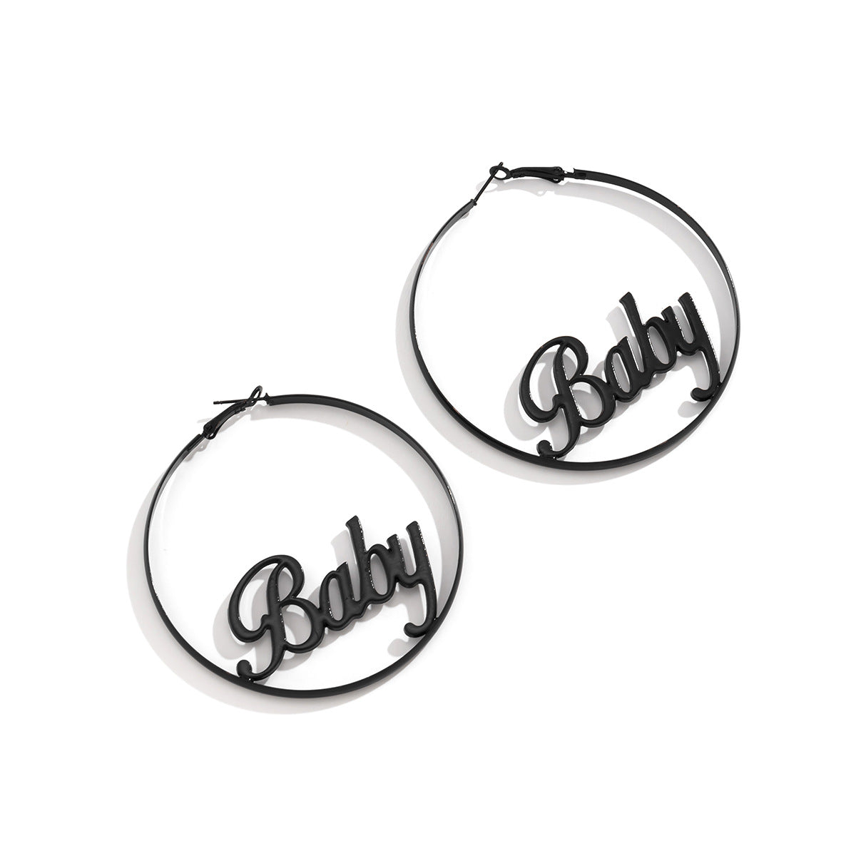 Damen-Accessoires, hochkarätige Retro-Hohlgeometrie-einfache Ohrringe