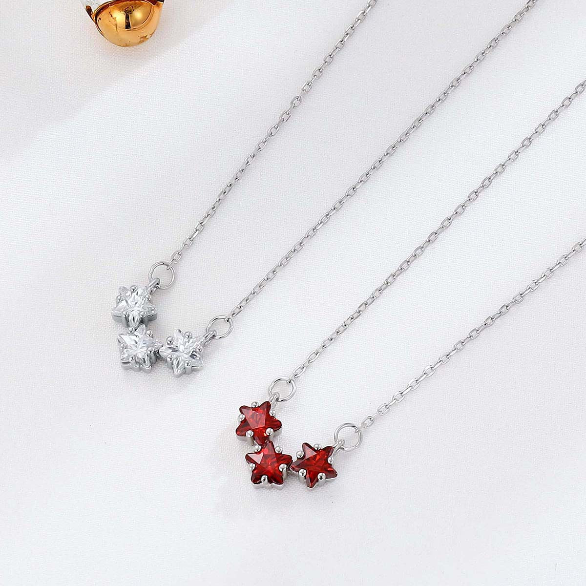 Sier Red Diamond Five-Pointed Star Light Luxus-Minderheitshalsketten