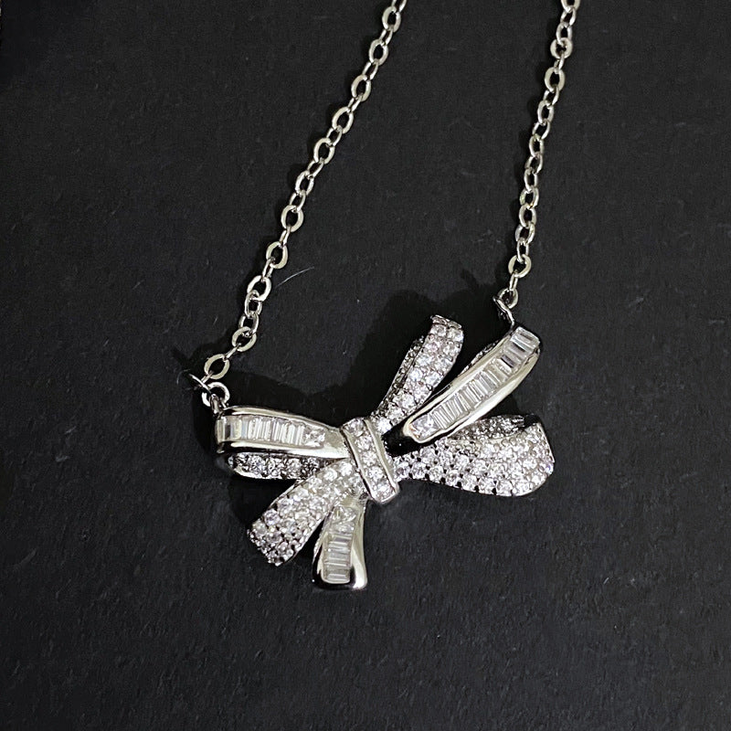 Artificial Female Plated Bow Temperament Entry Lux Pendants
