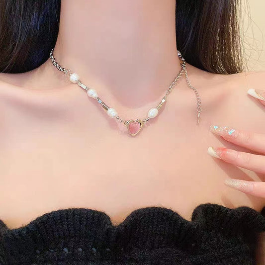 Colliers légers et élégants pour femmes, Design minoritaire, sens, doux et élégants