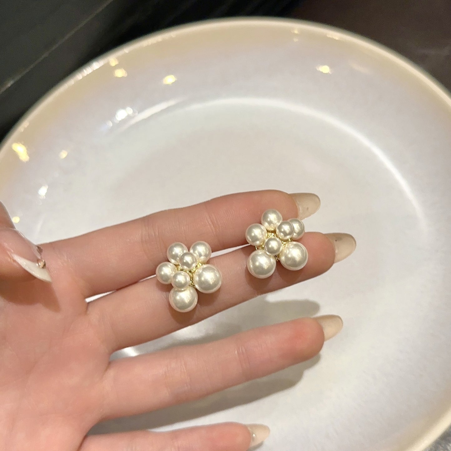 Scattered Pearl Fireworks Layered Female Retro French Earrings