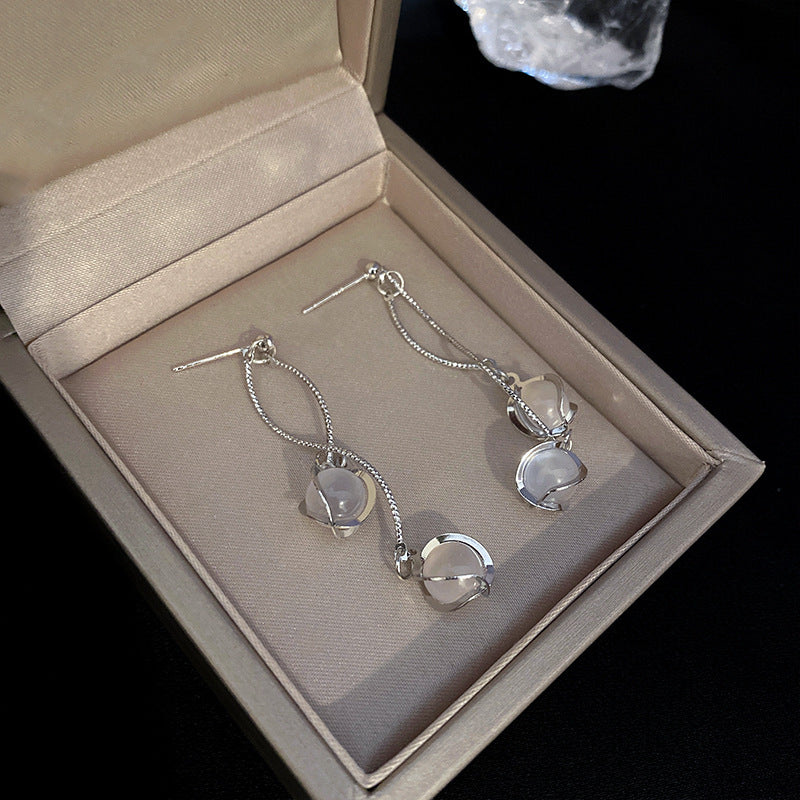 Women's Style Elegant Dark High-grade Geometric Sier Needle Hot Earrings