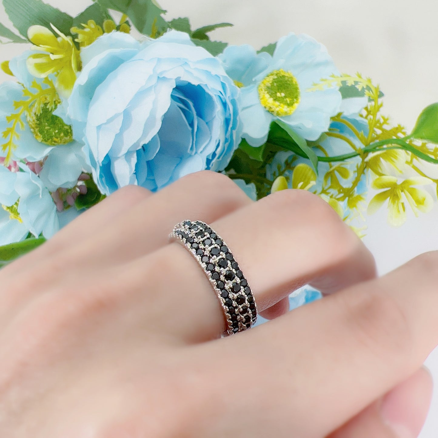 Luxury Full Diamond Geometric Row Temperament Rings