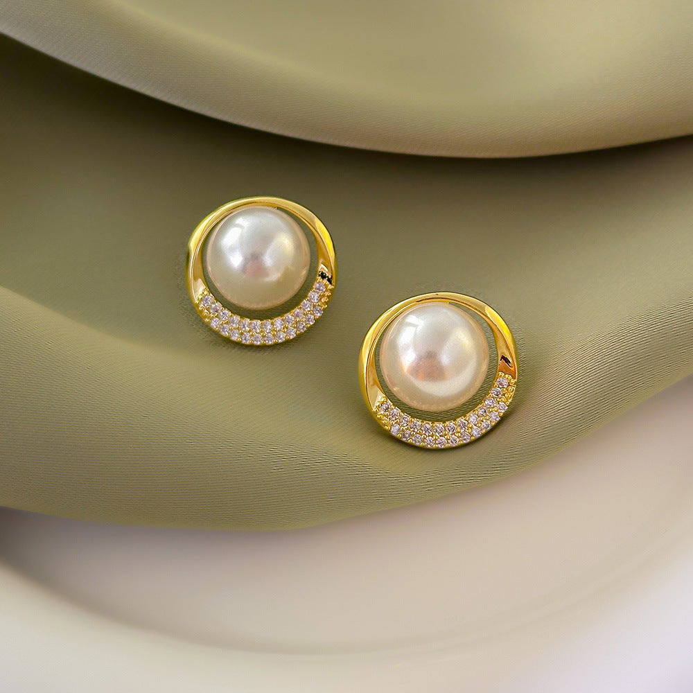 Design Pearl Grace Lady Style Simple Earrings