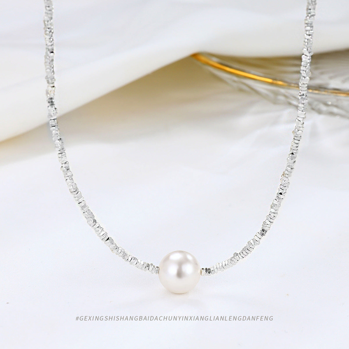 Square Small Pieces Of High-grade Light Necklaces