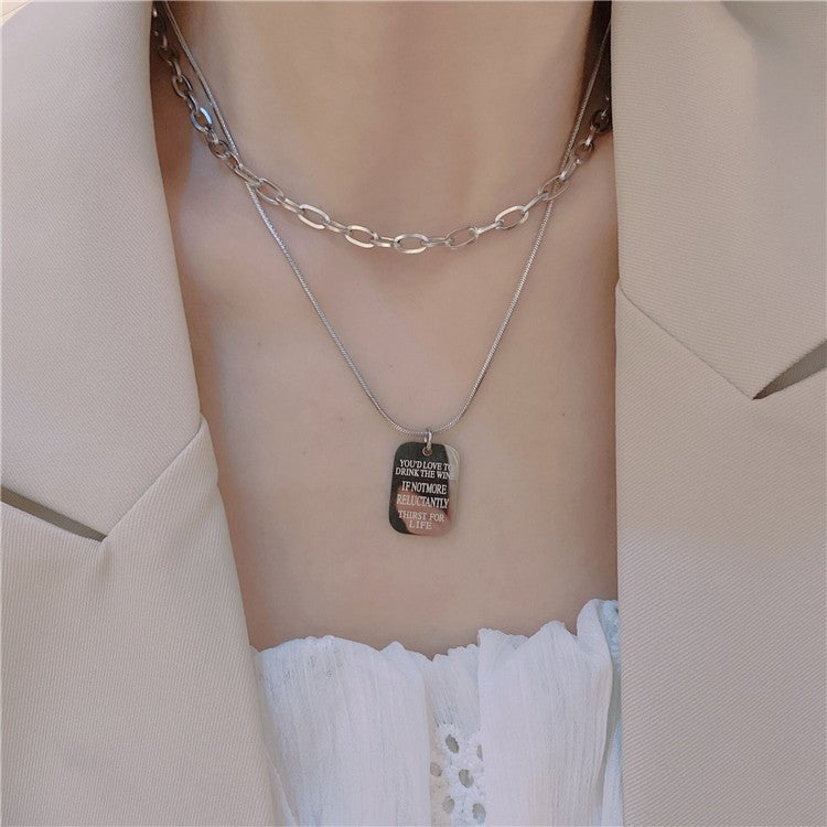 Colliers de chaîne de pull avec pendentif lettre rectangulaire pour femmes