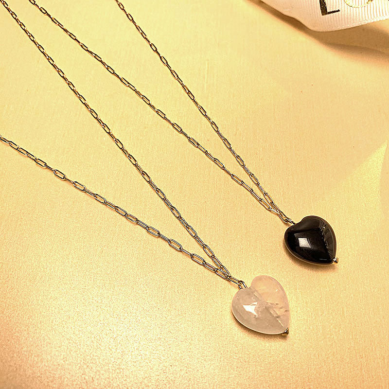 Black Agate Heart-shaped Female Clavicle Chain Necklaces