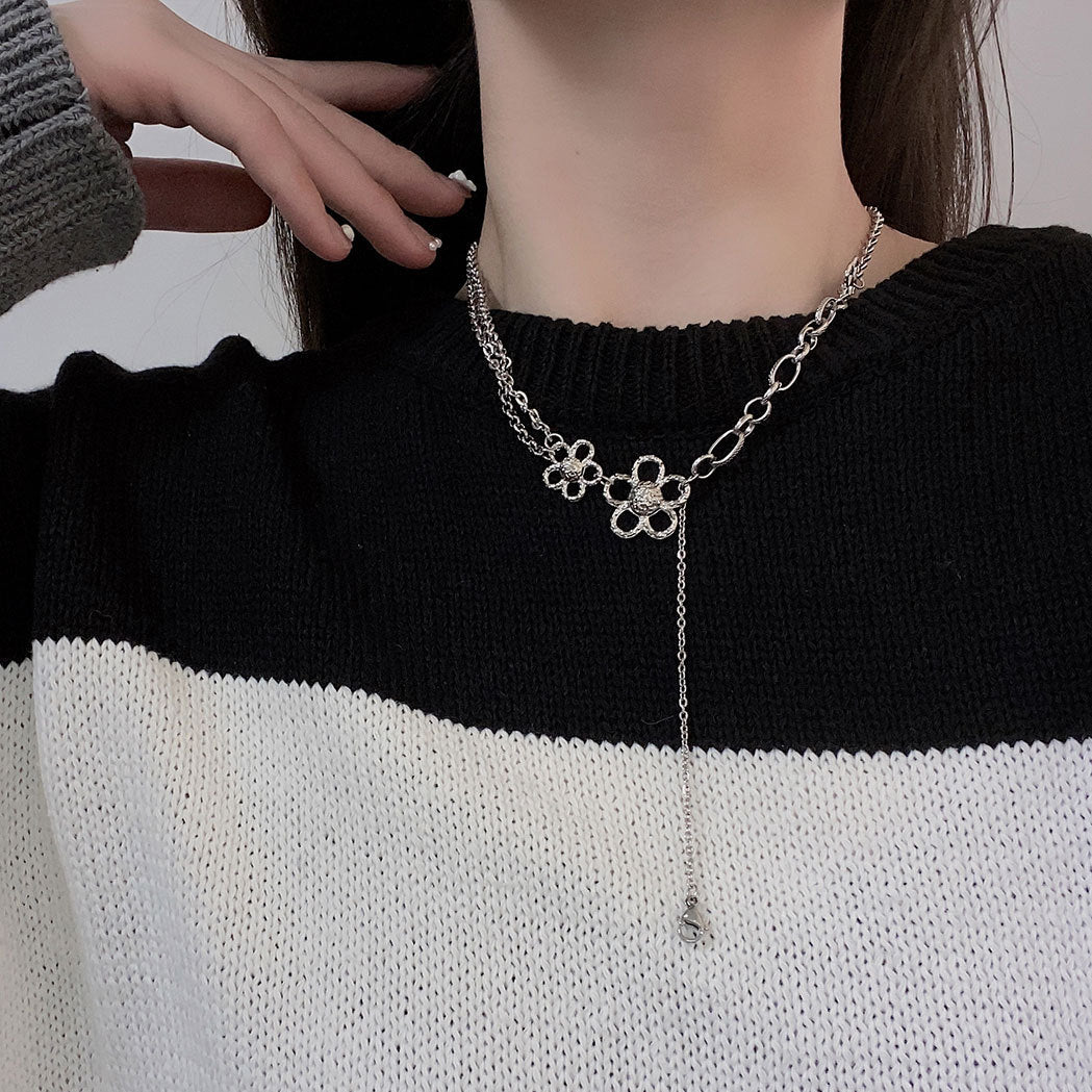 Women's For Retro Affordable Luxury Crystal Pendant Necklaces