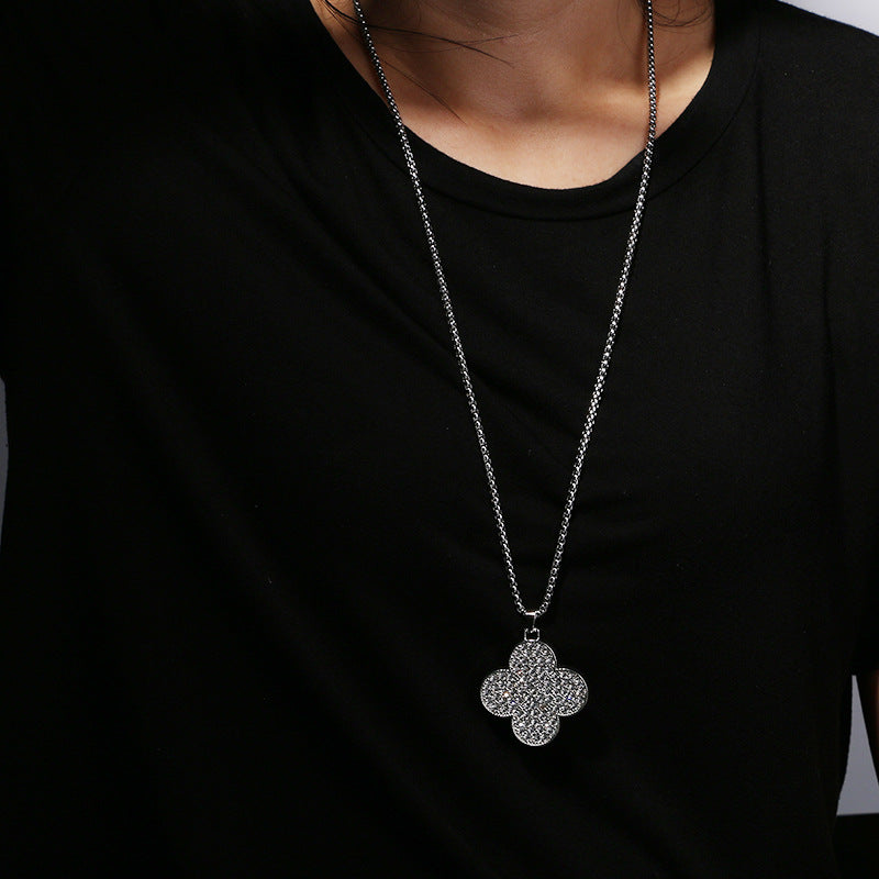 Four-leaf Clover Pendant Light Luxury Personalized Long Necklaces