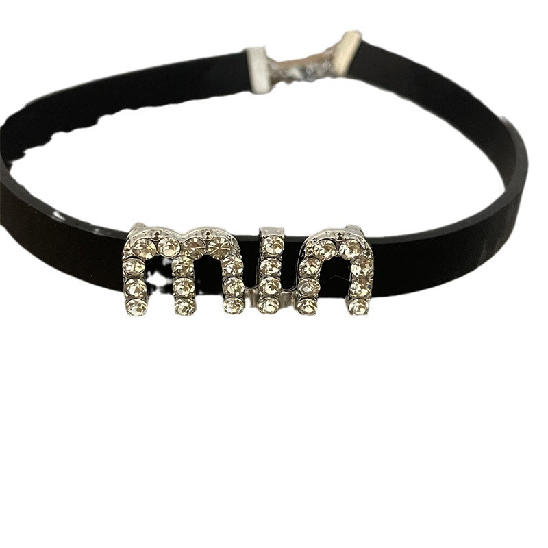 Diamond Letters Collar Niche High-grade Clavicle Chain Necklaces
