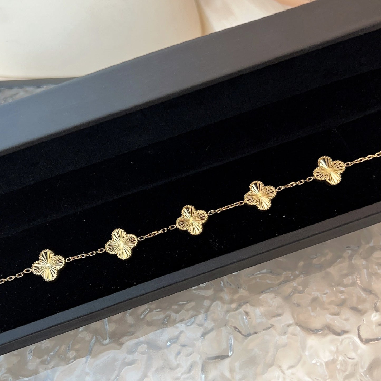 Colliers de trèfle fritillaire naturel de luxe léger et exquis en Zircon