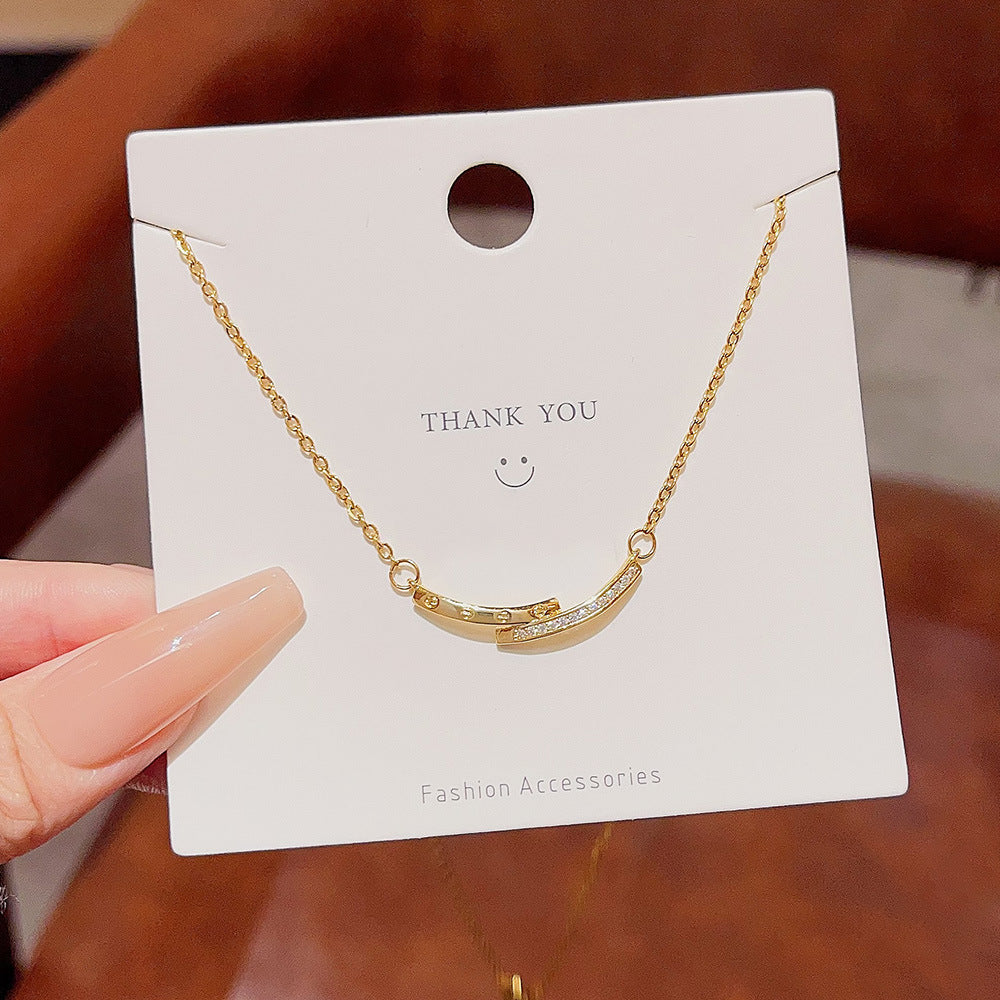 Colliers à pendentif gracieux simples pour femmes en acier titane