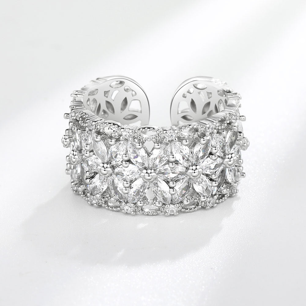 Design Flower Zircon Female Light Luxury Rings