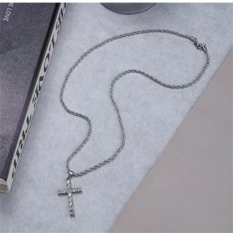 Colliers de personnalité Hip Hop en Zircon pour femmes et hommes, croix en diamant, pensée cheval