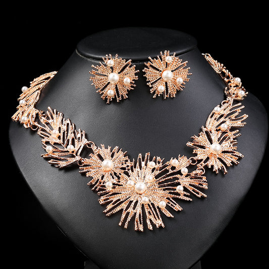 Suit Geometric Retro Exaggerated Alloy Inlaid Necklaces