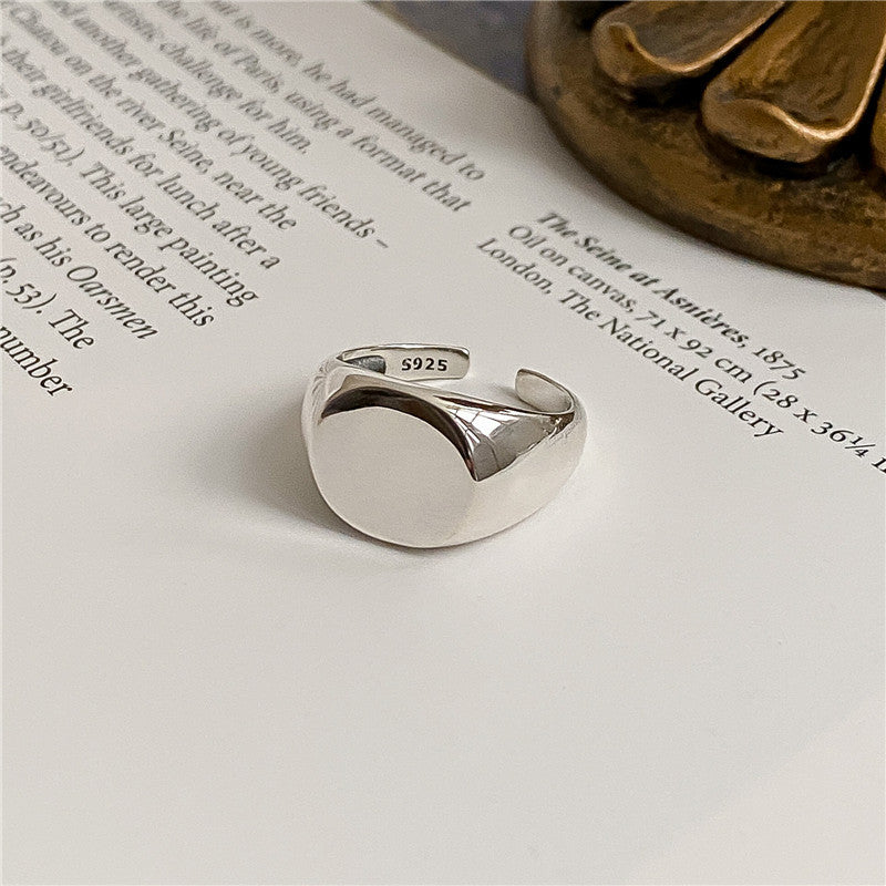 Women's Glossy Texture Minimalist Eye-catching Korean Geometric Rings