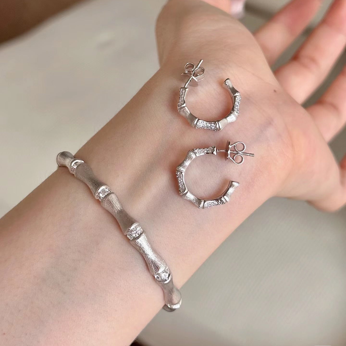 Chinese Brushed Bamboo Joint Italian Light Jewelry Set