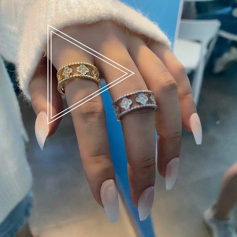 Retro Fashion Micro Inlaid Zircon Four-leaf Clover Temperament Rings