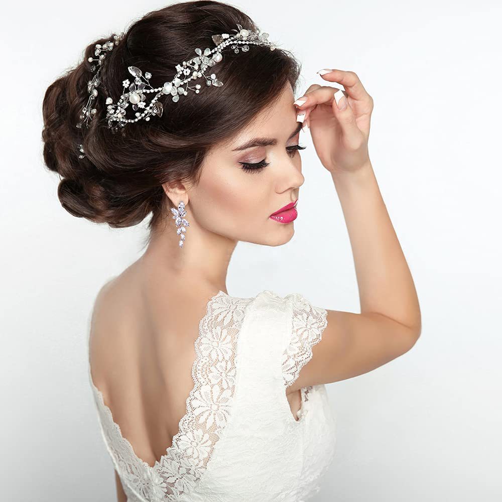 Women's Simple Long Horse Eye Zircon Light Earrings