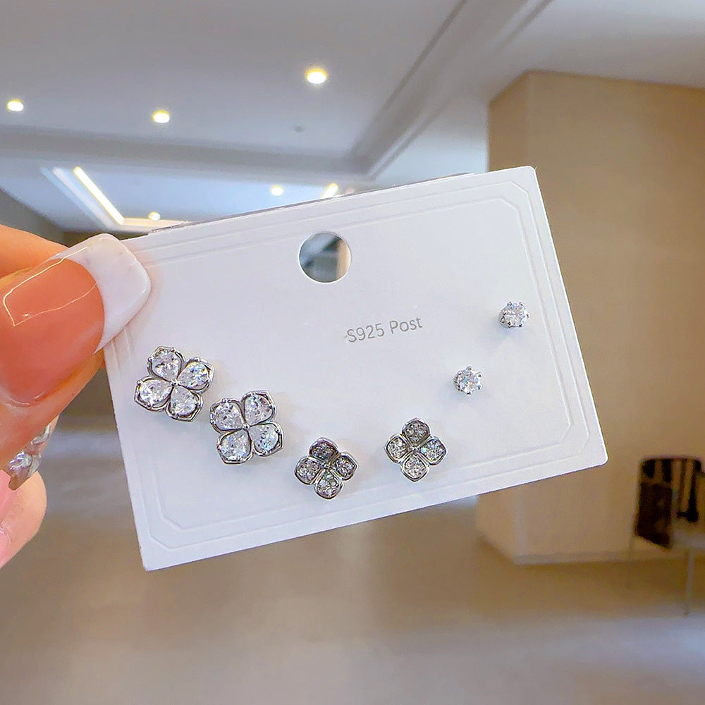 High-grade One Card Three Sier Suit Earrings