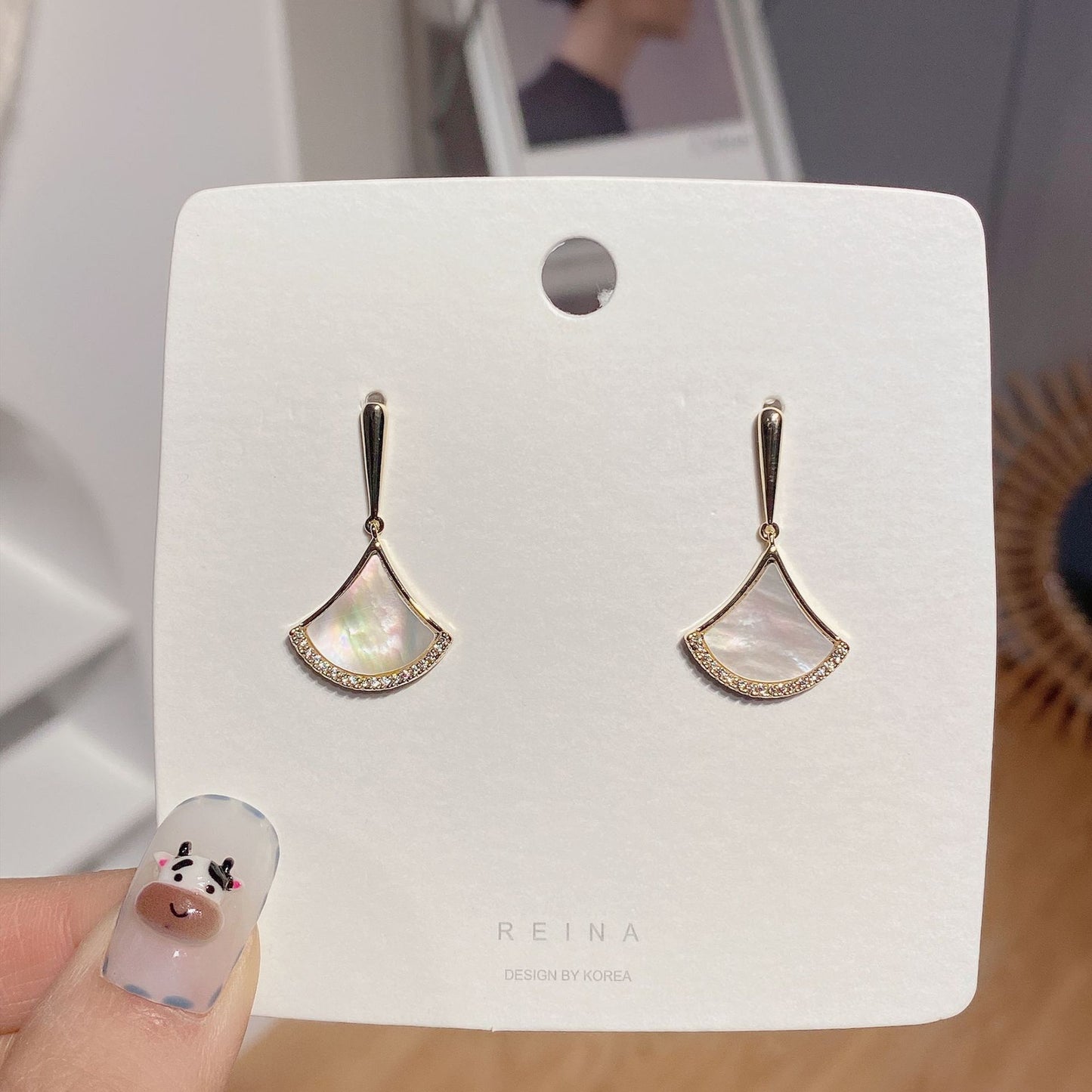 Women's Style Elegant Fan-shaped Zircon Simple Fairy Earrings