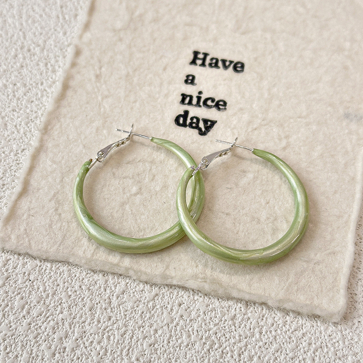 Atmosphere Exaggerated Fashion Commuter Style Simple Stud Earrings