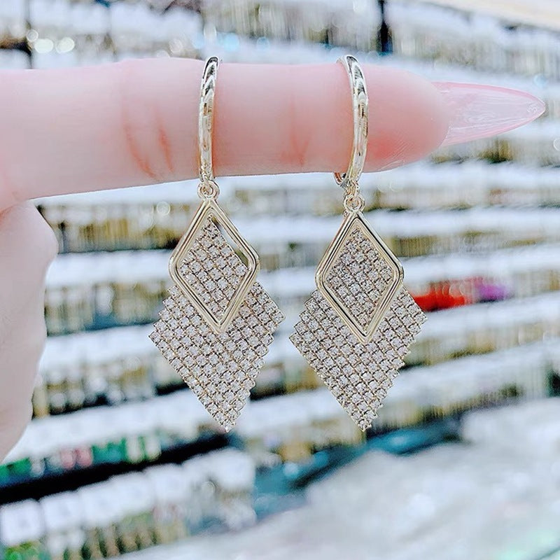 Modische, elegante Cat Eye Rhombus Schlankheits-Ohrringe für Damen
