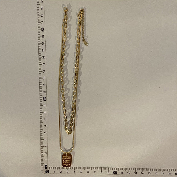 Colliers de chaîne de pull avec pendentif lettre rectangulaire pour femmes