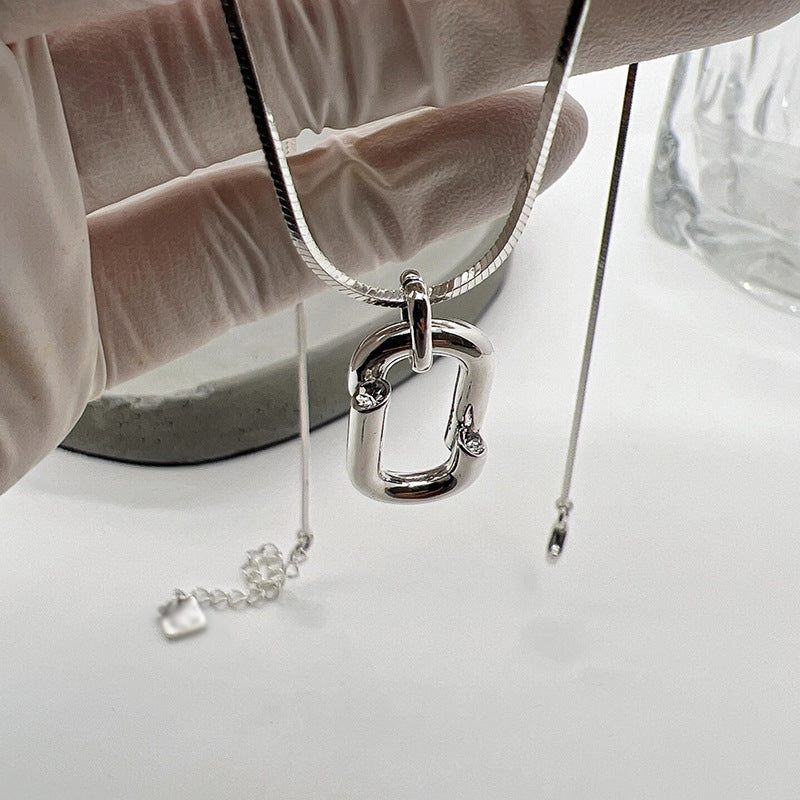 Pendentif ovale en forme d'os de serpent pour femmes, colliers simples