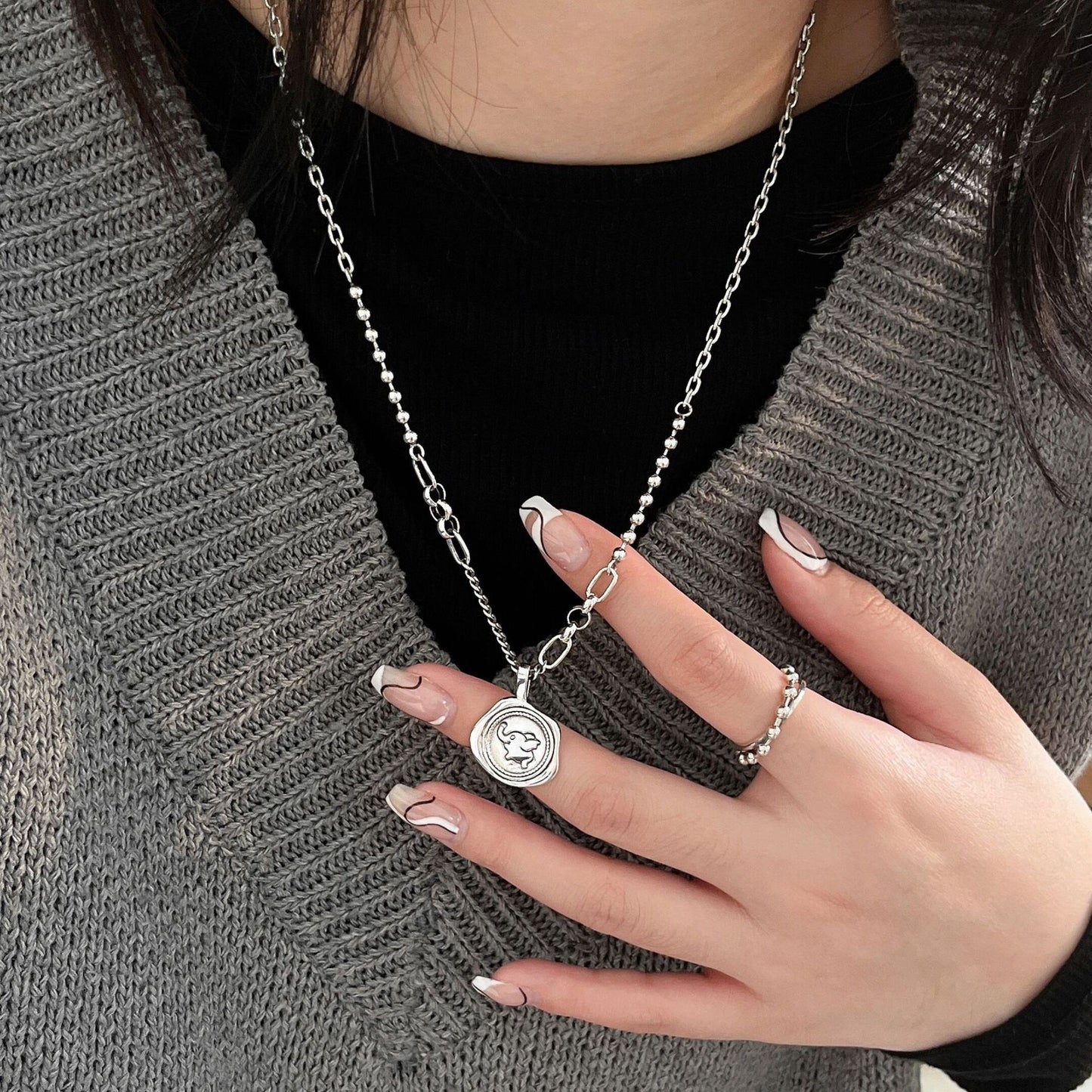 Women's Elephant Stamp Long Sweater Chain Fashionable Necklaces