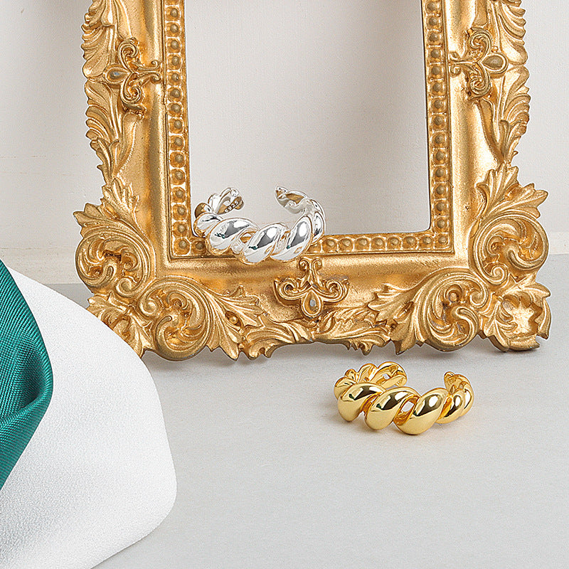 Metal Twist Hollow Index Finger Three-dimensional Gold Plated French Rings