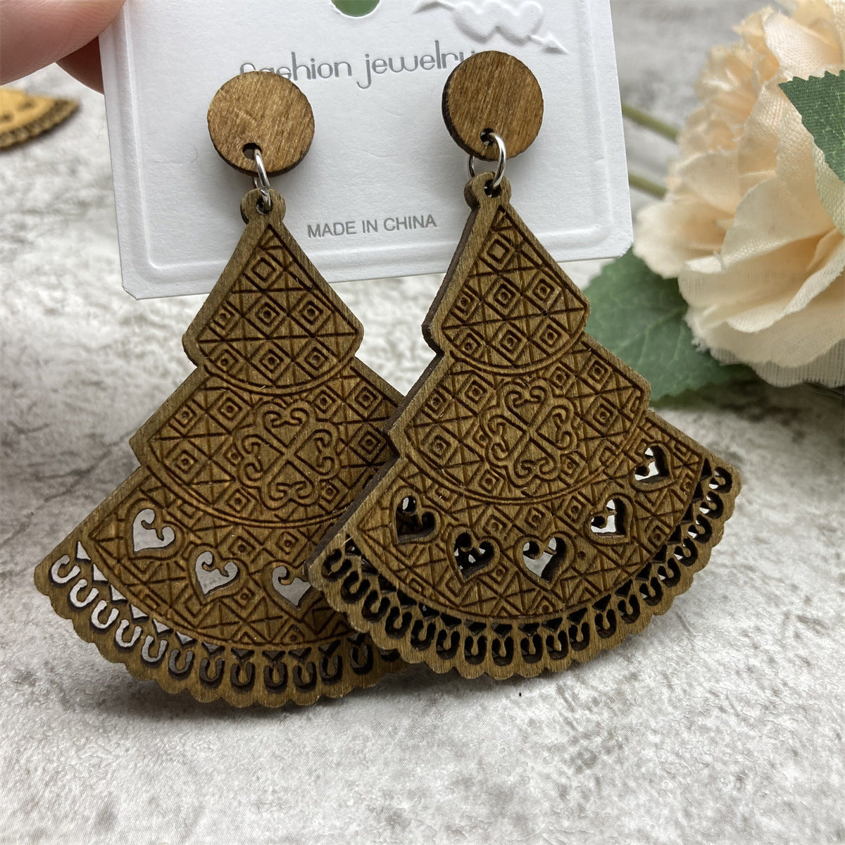 Elegant Jewelry Wooden Hollow Retro Ornament Earrings