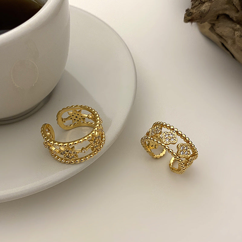 Charakter goldene offene weibliche Temperament-Wildringe