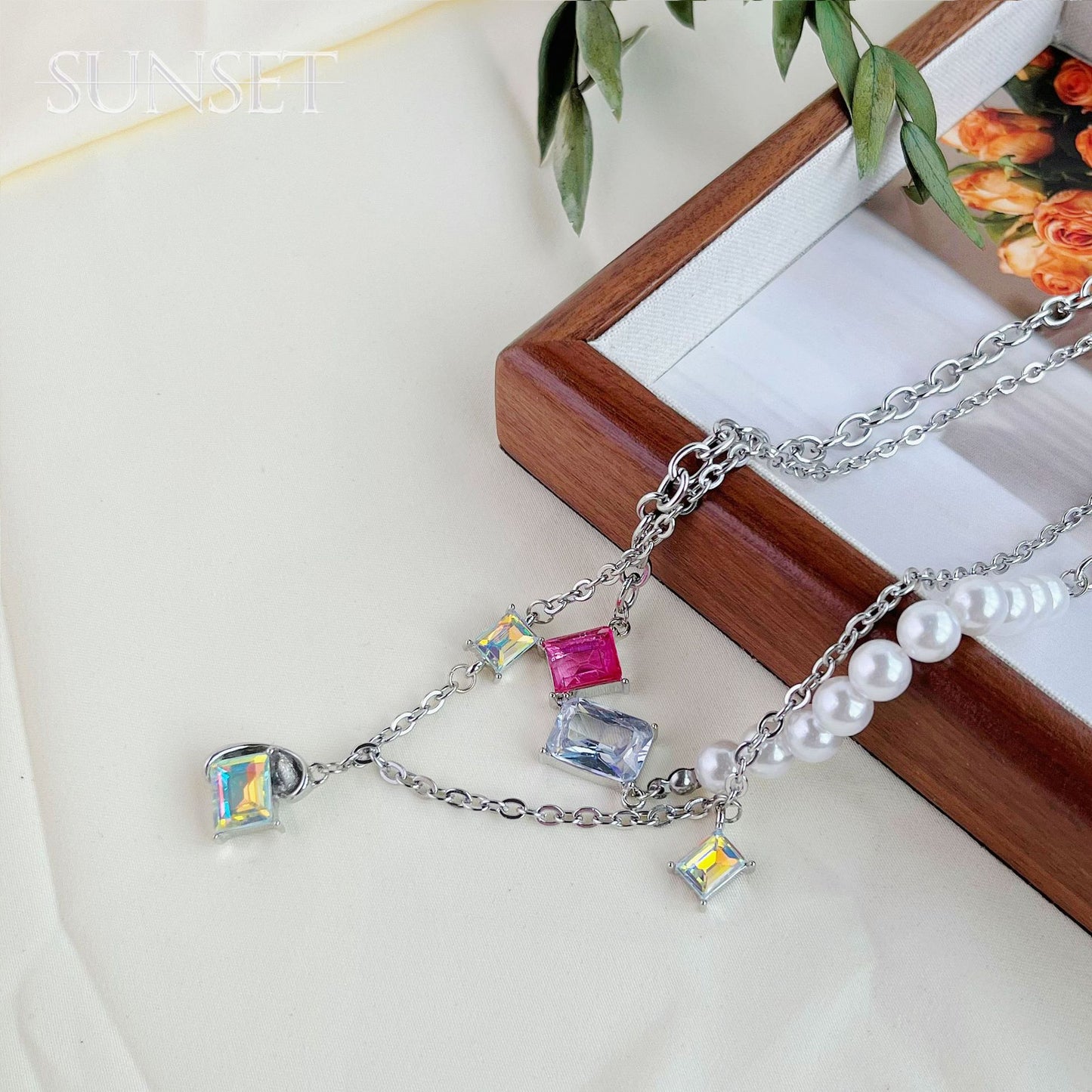 Sweet Cool Hot Style Pearl Female Light Luxury Minority Necklaces