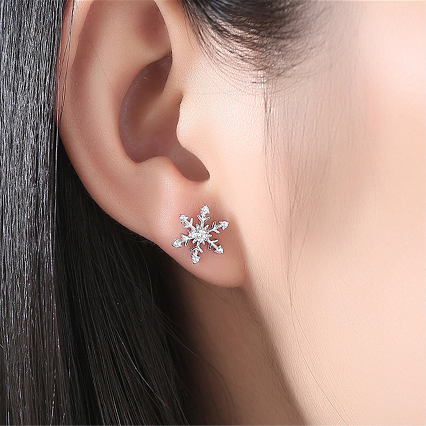 Women's Snowflake Ear Elegant And Personalized Simple Earrings