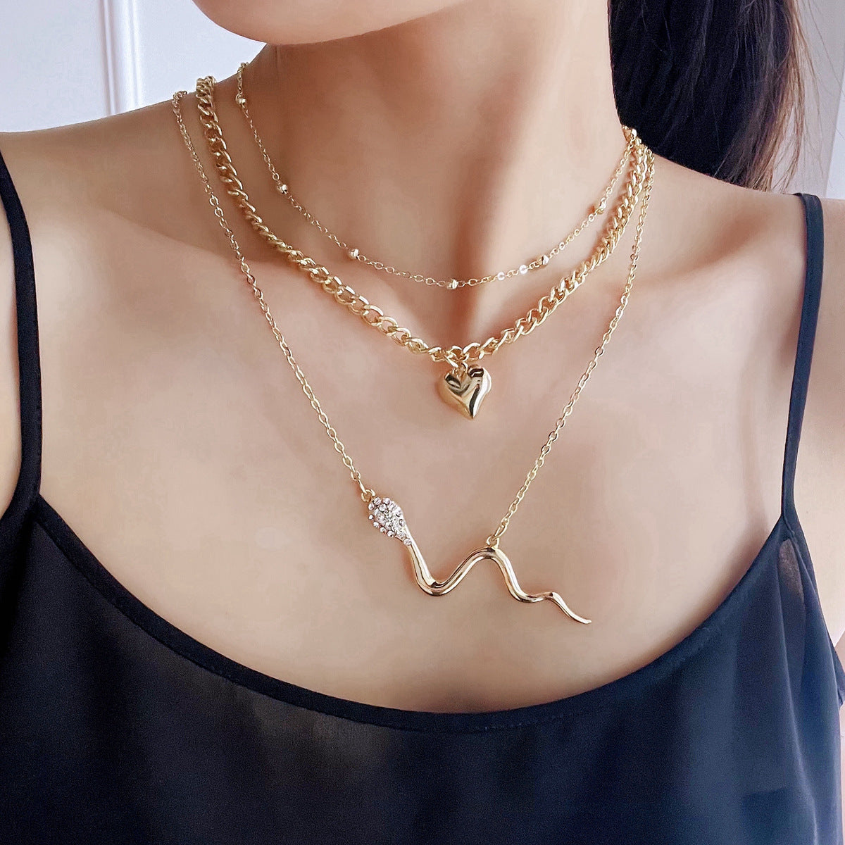 Colliers en os avec pendentif punk exagéré en forme de serpent animal
