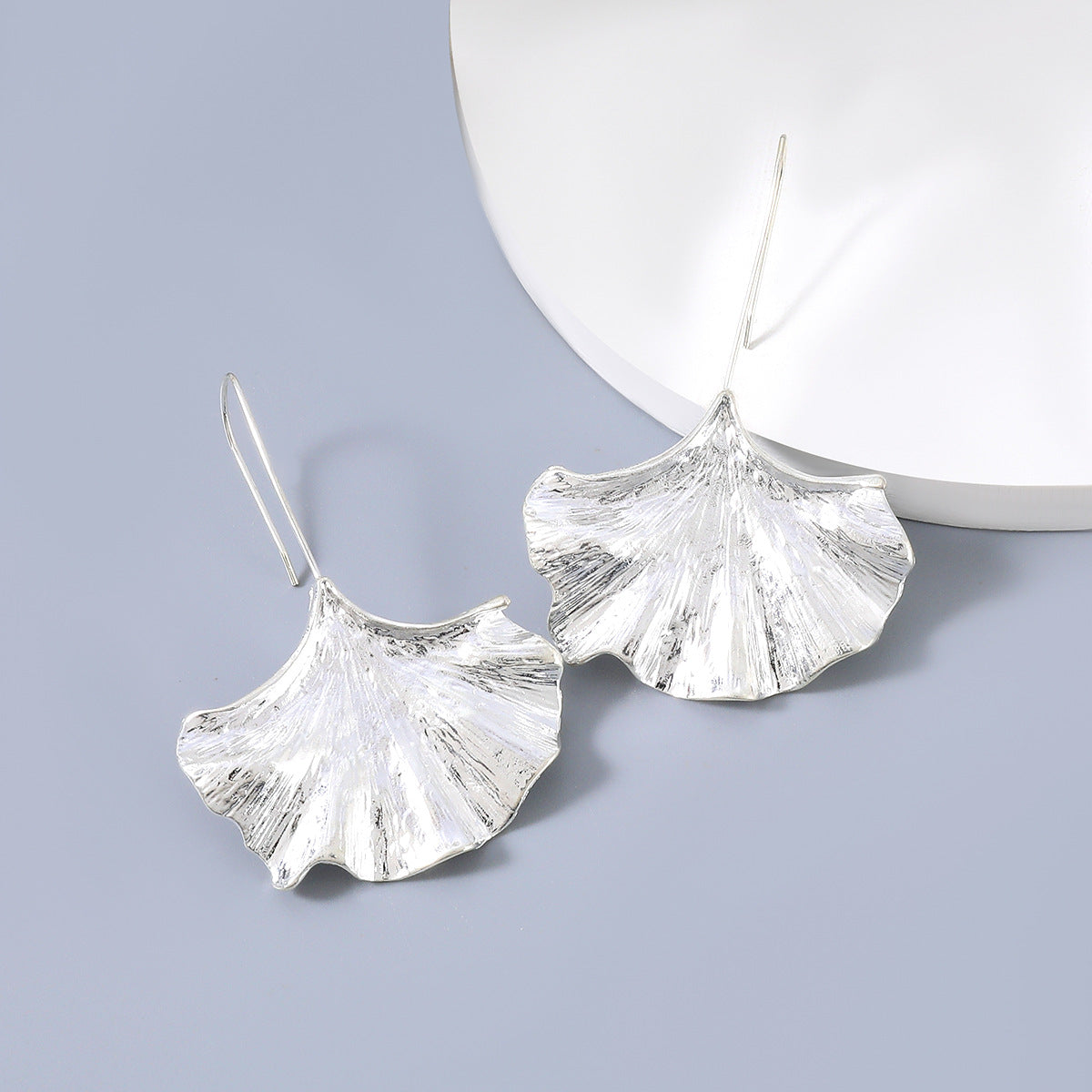Exaggerated Alloy Ginkgo Leaf Ear Hook Female Earrings