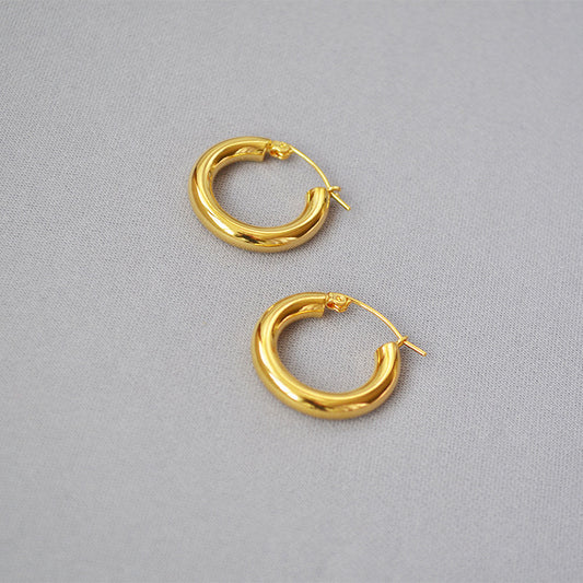 Metallic Simple Personality Fashionable Exquisite Gold-plated Earrings