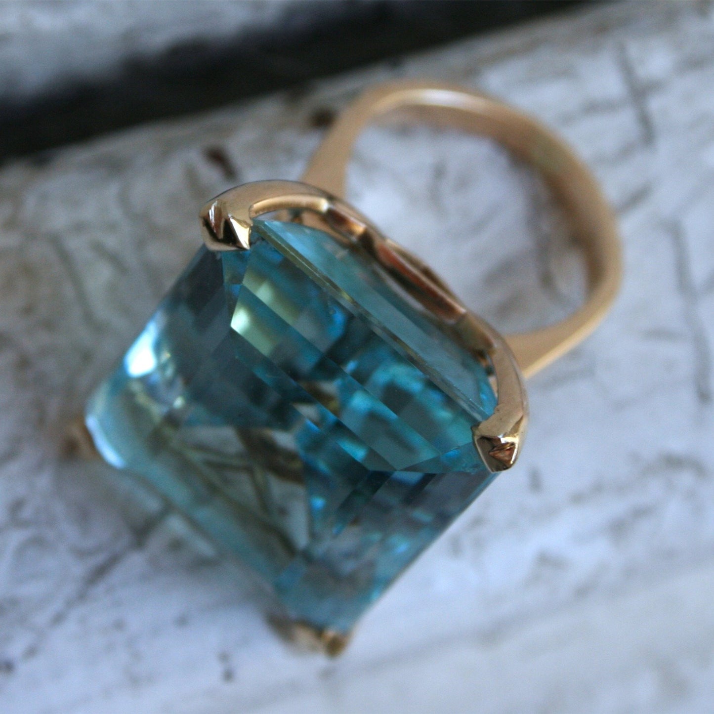 Inlaid Topaz Sea Blue Princess Square Rings