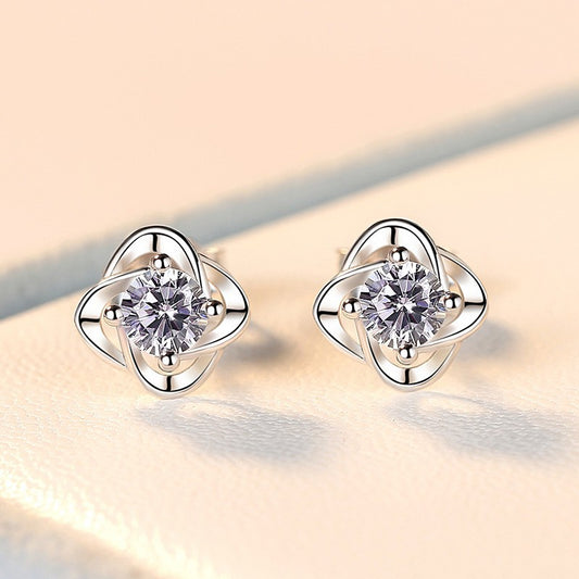 Women's Korean Style Sier Plated Lucky Four-leaf Clover For Simple Rhinestone Stud Earrings