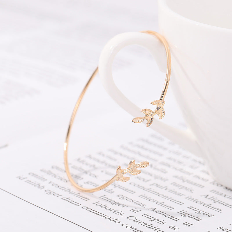 Charming Durable Attractive Leaf Open Fashion Bracelets