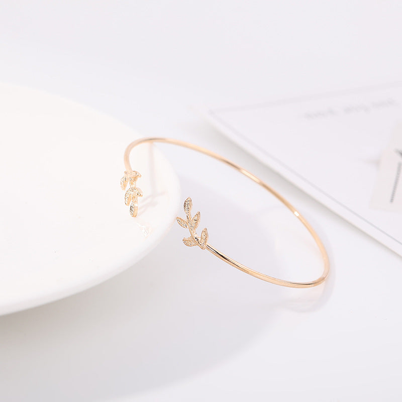 Charming Durable Attractive Leaf Open Fashion Bracelets