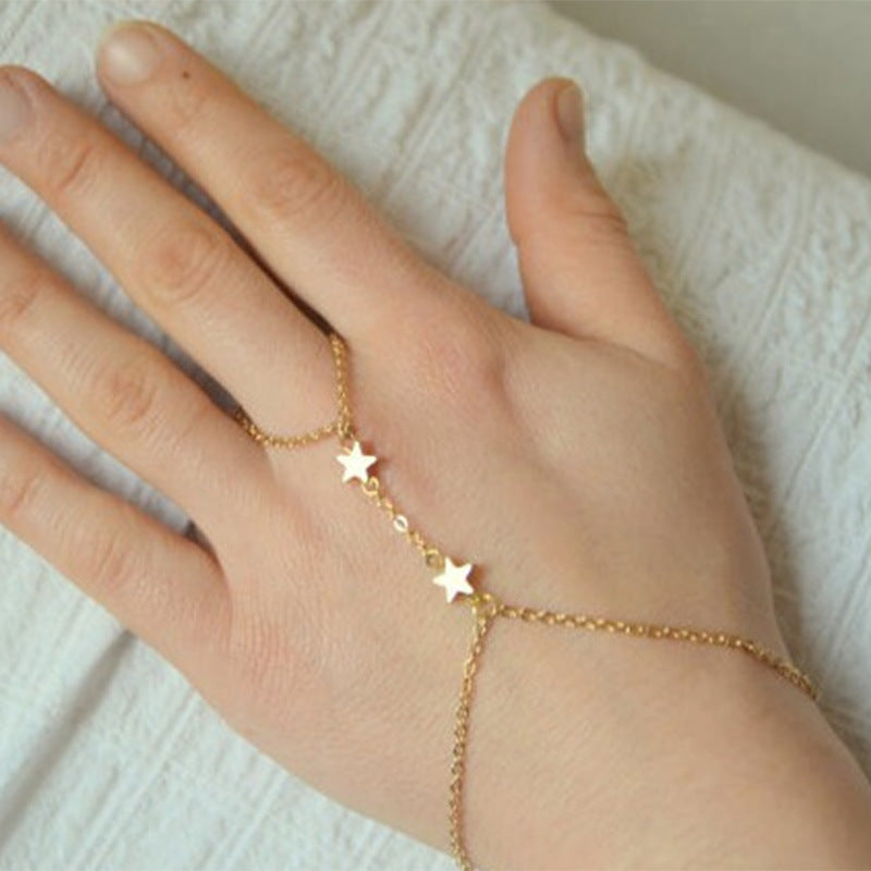 Simple Connecting Finger Five-pointed Star Accessories Alloy Bracelets