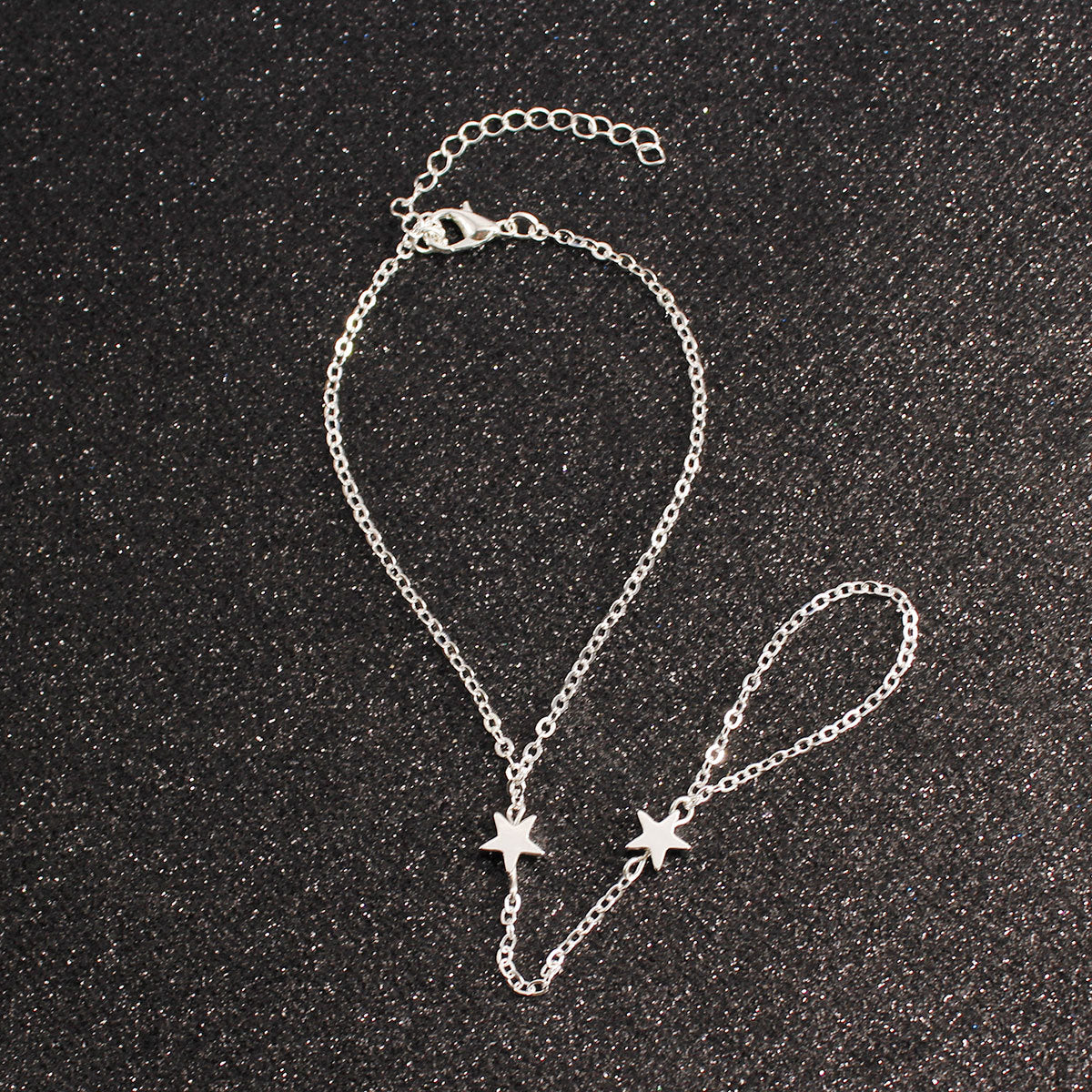 Simple Connecting Finger Five-pointed Star Accessories Alloy Bracelets