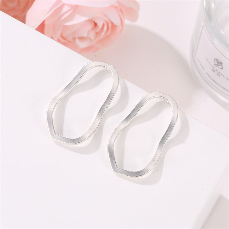 Geometric Irregular Fashion Dignified Hollow Twisted Earrings