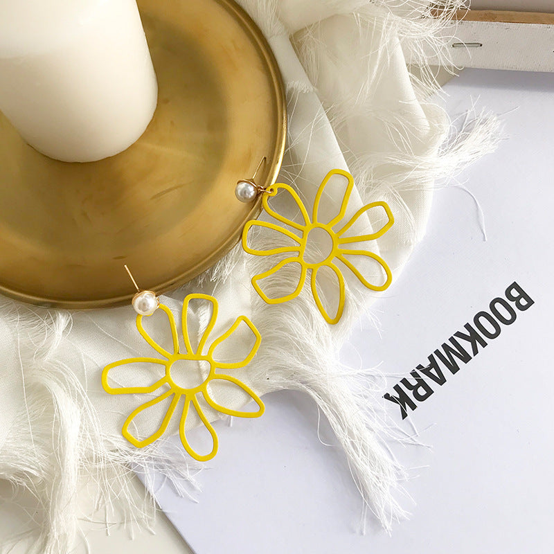 Women's Fresh Yellow Series Pearl Tassel Beautiful Flowers Earrings