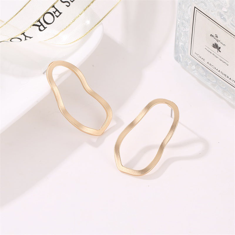 Geometric Irregular Fashion Dignified Hollow Twisted Earrings