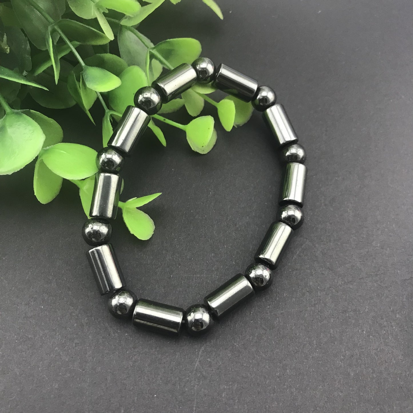 Modische schwarze Magnet-Ornament-Gesundheitsstand-Armbänder